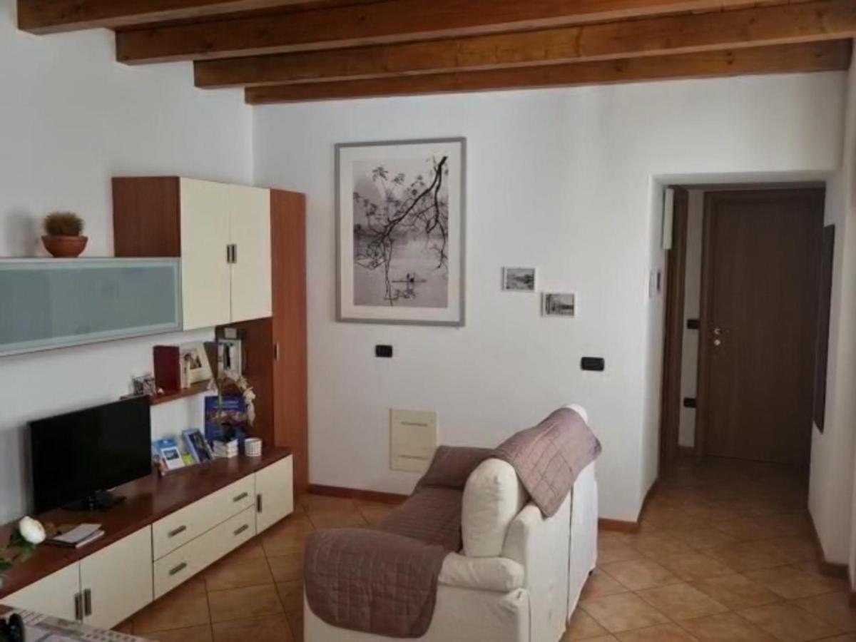 Casa Vacanze Il Tuffetto Olginate Eksteriør billede